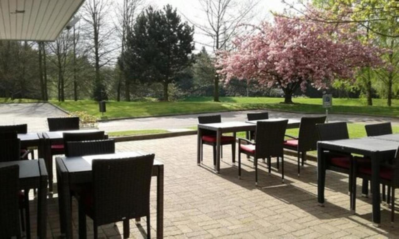 Kyriad Rouen Nord - Mont Saint Aignan Exterior foto
